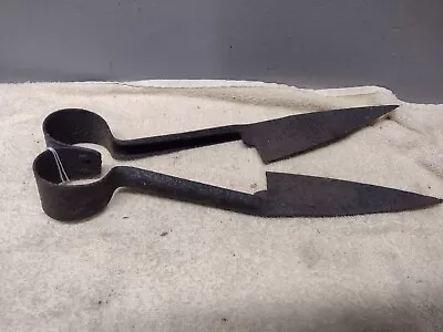 Vintage Sheep Shearing Hand Shears Wool Farm Tool Clippers Primitive Decor  • $10.80