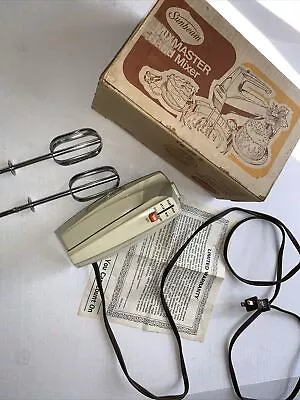 Vintage 70s Sunbeam Mixmaster Hand Held Mixer 3 Speed Almond Color Tested Works • $16.97