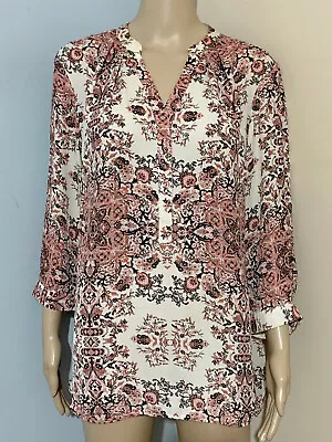 VIOLET + CLAIRE 1X Ivory Pink Mauve Poly Crepe Medallion TUNIC BLOUSE Henley V • $9.95