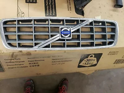 2001-2004 Volvo XC70 V70XC Front Radiator Grille 9190986 • $50