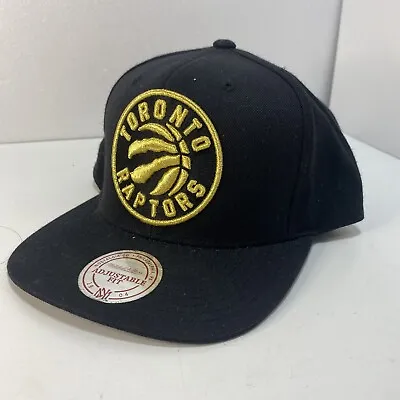 Mitchell & Ness NBA Black Toronto Raptors Black Adjustable Snapback Cap • £14.99