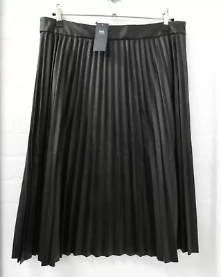 M&S Black Faux Leather Pleated Midi Skirt Size 20 New With Tags (Nee) • £19.99