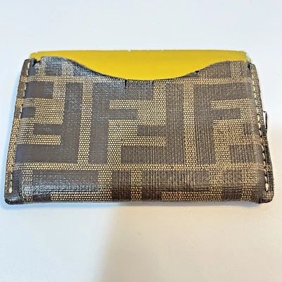 $10 • Buy Mens Brown Slim Bifold Wallet / I.D. Card Case - Unknown Brand - Make An Offer!!