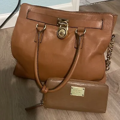 MICHAEL KORS HAMILTON Large Soft Leather Purse Color Luggage + Wallet + Dust Bag • $139