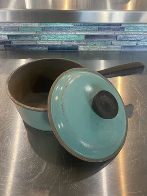 $19.95 • Buy Vintage Club Cast Aluminum Turquoise Aqua Teal 2 Quart Sauce Pot Pan With Lid