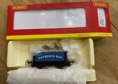 Hornby R60058  HAPPY FATHER'S DAY WAGON  OO Gauge • £10