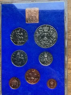 1977 Royal Mint Coinage Of Great Britain And Northern Ireland Proof Coin Set • £1