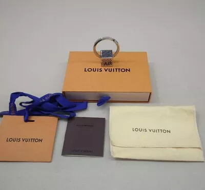 Authentic Louis Vuitton M67920 Key Ring LV Damier Cube W/Box • £197.89