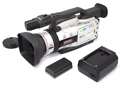 Canon Dm-xm2 3ccd Camcorder Mini Dv Digital Tape Semi Professional Video Camera • £219