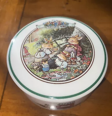 Villeroy Boch Foxwood Tales Porcelain Trinket Box 1994 Brian Paterson Vintage • $20