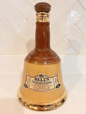 BELLS VINTAGE WADE CERAMIC OLD SCOTCH WISKEY 75cl DECANTER FAST POSTAGE • £11