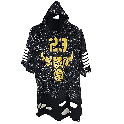 Chicago Bulls #23 Shirt Men's XL Short Sleeve Hooded Michael Jordan Streetwear • $19.44