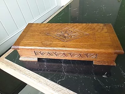 Vintage Wooden Ornate Musical Trinket Box. • £4.99