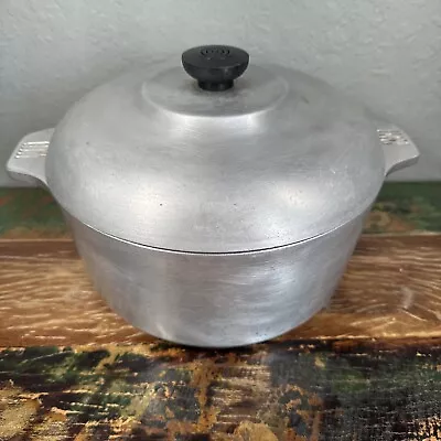 Magnalite Classic 5 Qt Aluminum Dutch Oven Stock Pot Roaster 4.7 L W/Lid Si08 D • $79.98