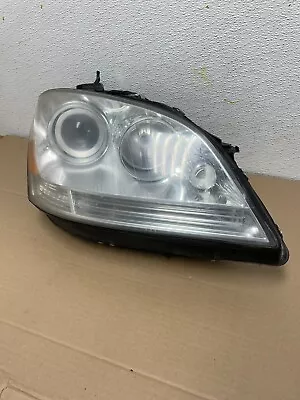 Halogen 2006-2009 Mercedes-Benz ML Class Right Passenger Headlight 4072N DG1 • $58.49