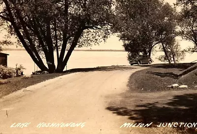 1930s MILTON JUNCTION WISCONSIN LAKE KOSHKONONG PHOTO RPPC POSTCARD  43-139 • $24.93