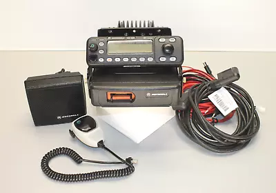 Motorola MCS2000 VHF Model 2 110 Watts 146-174 HAM M01KLM9PW6AN • $225