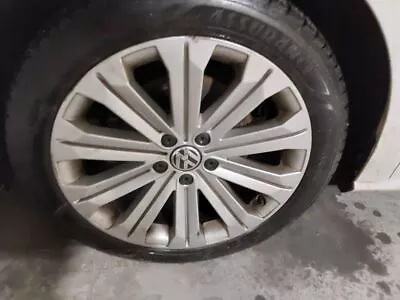 Wheel 18x8 Alloy 10 Spoke Fits 12-15 PASSAT 2574114 • $169.73