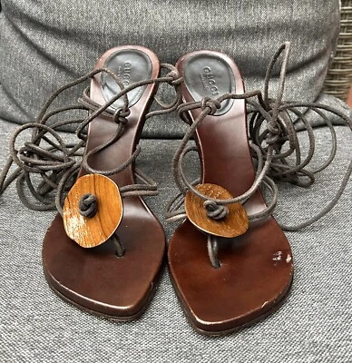 $150 • Buy Vintage Gucci By Tom Ford (?) Wooden Strappy Heels Size 37.5 Made In Italy 