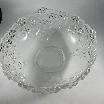 Vintage Mikasa Clear Glass Carmen Flower 8  Round Salad Bowl • $24.99