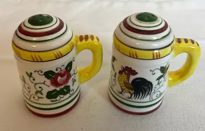 Ucagco Salt & Pepper Shaker Set Roosters Vintage Ceramic SMALL CHIP ON TO OF ONE • $10.95
