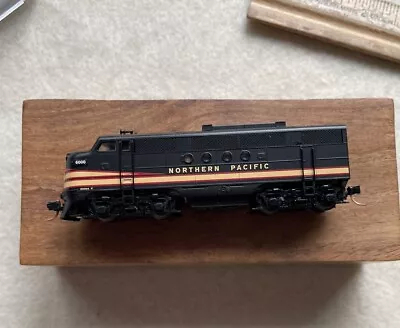 Micro-Trains N Scale EMC FT A Unit Northern Pacific Locomotive Road No. 6000 • $33.54