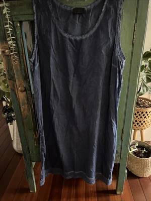 $10 • Buy Sara Slip Dress Lace Bottom Size 20 Cotton