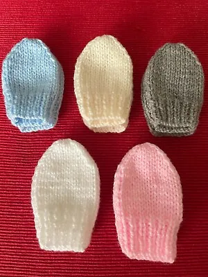 New Hand Knitted Baby Mittens 0-3 Months • £2.50