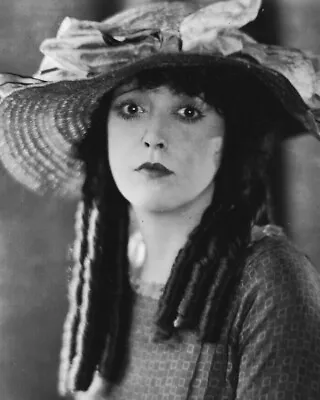 Mabel Normand 8X10 Photo Picture Image American Stage & Silent Film Actress #19 • $11.39