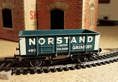 OO Hornby R.220 Norstand 21-ton Steel LWB Private Owner Open Wagon In Blue/white • £5