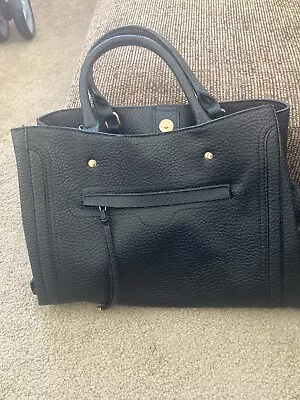 Black Pebble Effect Handbag • £15
