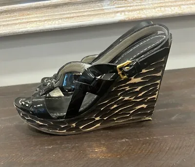 Miu Miu Ladies Stylish Black Wedge Patent Shoes Carved Wood Heels Size 38 -READ • $39.99