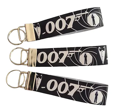 007 James Bond Gun Logo Film TV Ian Fleming Keyring Key Fob Handmade Fun Gift • £3.85