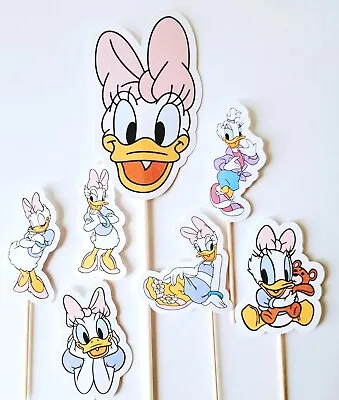 Daisy Duck Cake Toppers SET • £5.95