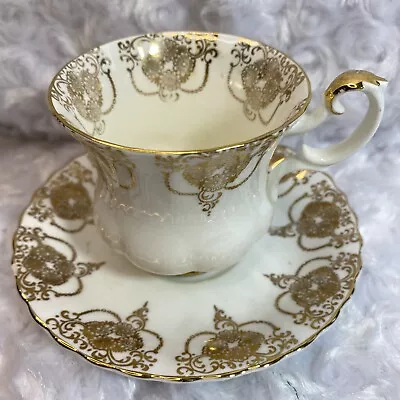 Vintage Royal Albert China Tea Cup And Saucer Made In England Bone China Rare • $24.09