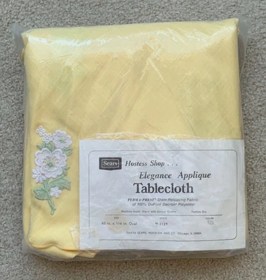 $14.98 • Buy Vintage 1960s Sears Elegance Yellow Applique Perma-Prest 60x116 Oval Tablecloth