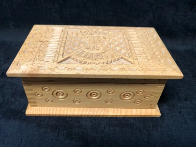 $25 • Buy Vintage Wooden Hand Carved Trinket Jewelry Casket/Box/Storage/Case