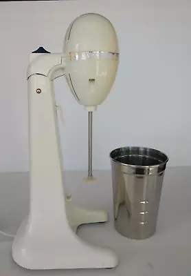 Vtg Classic Milkshake Malt Mixer HAMILTON BEACH Drink Master 727-2 W Metal Cup • $25