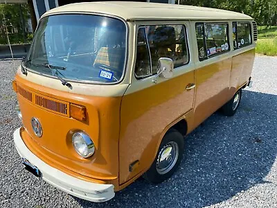 1978 Volkswagen Bus/Vanagon Plaid Cloth / Brown Vinyl • $28000