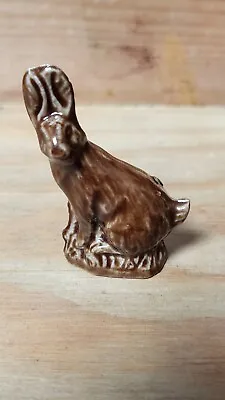 Wade Whimsies Brown Hare Rabbit Figurine • £4.99