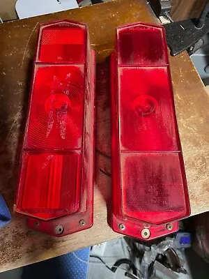 Vintage PM-418 Plastic Red Tail Lights SAE STIALR-69 Trailer Truck 13  • $40