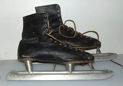 Vintage Mens (size 8) Black Leather Ice Speed Skates • $29