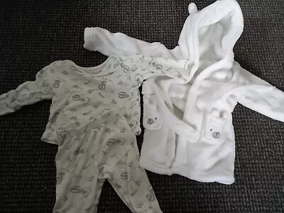 Baby Girls Boys Unisex Pjs & Dressing Gown Set 6-9 Months Nutmeg • £2.75