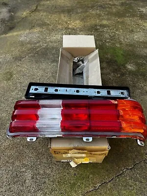 Mercedes W123 NOS Passenger Side Taillight Made In Germany 123 820 42 64 • $200