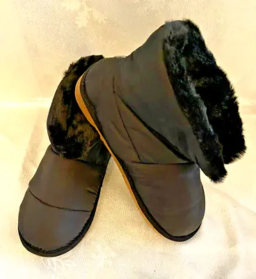 M&S Ladies Black Quilted Faux Fur Lined Slipper Boots Size UK 5  BNWT • £20