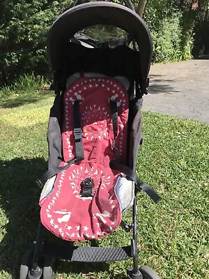 $70 • Buy Maclaren Vogue Stroller - Layback Sun Protect  Umbrella
