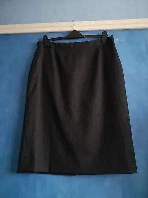 Jaeger London Black Mix Wool Blend Knee Length Pencil Skirt Size 16 • £15