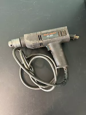 VINTAGE BLACK & DECKER SINGLE SPEED 3/8  DRILL - No. 7143  • $13.99