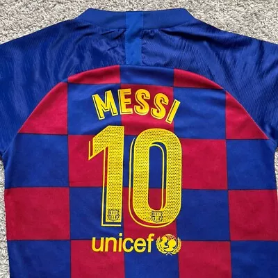 Nike FC Barcelona Messi #10 Jersey Shirt Youth Size 18 Vaporknit Short Sleeve • $38