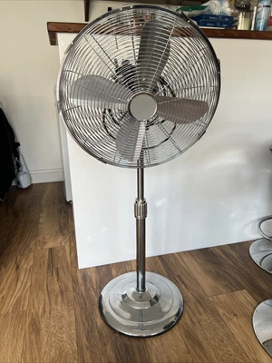 £40 • Buy Challenge 16  3 Speed Oscillating Adjustable Cooling Pedestal Fan Chrome